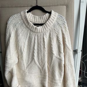 Oversized White sweater